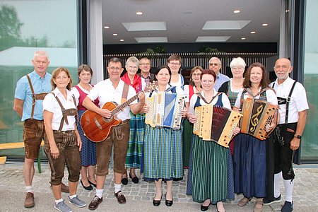 Für die musikalische Umrahmung der Feldmesse sorgte die Waldviertler Harmonikamusi