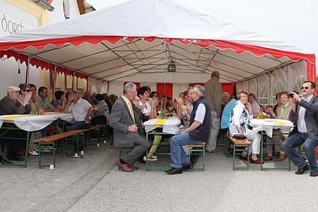 Der eigentliche Festplatz war das Dorfzentrum.