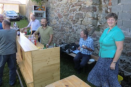 Die Schank war an einer gemütlichen Stelle im Schatten platziert.