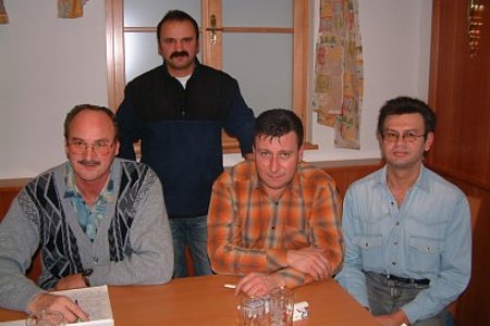 Herbert Simon, Hermann Klein, Thomas Hölzl und Oswald Hahnl schieden aus