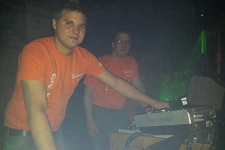 Samstag, mit den ,,Woodquarters Allstar DJ´s´´