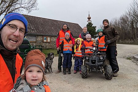 Und auch in Windhof wurde der Frühjahrsputz durchgeführt: Markus Rabl, Franziska Rabl, Daniel Tatzer, Jakob Tatzer, Klara Tatzer, Christina Dum, Luisa Dum, Valentin Dum und Andreas Dum.