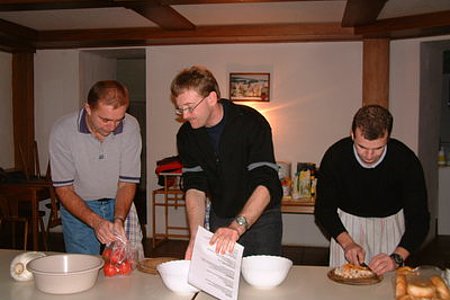 Josef Karl und Didi bei der Arbeit