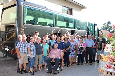 Josef Scheidl, Herbert Holzweber, Elfi Krapfenbauer, Franz und Maria Danzinger, Gerhard Haider, Monika Palmetzhofer, Gerhard Hipp, Josef Krapfenbauer, Leopold Ruß, Franz Karlinger, Franz Mold, Martha Wally, Ossi und Hedi Kammerer, Johann Wally, Leopoldine Hipp, Eduard Kaufmann, Anton Hipp, Poldi Ledermüller, Melitta Haider, Aloisia Kaufmann, Rudi Haider, Rudolf Ledermüller, Katja Mader und Hannes Danzinger