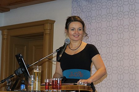 Kathrin Kopp mit ihrer Zither