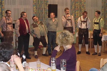 Die Jägerschaft wurde vor den Vorhang geholt.