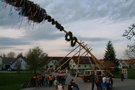 Flott ging das Aufstellen voran!