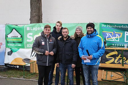 Abg. zum NR Lukas Brandweiner startete nach seiner Knie-OP wieder beim Hobbylauf. Am Bild mit Paul Scheidl, Maximilian Maierhofer, Marie Scheidl und Christopher Edelmaier (v. l.)