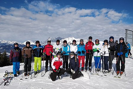 Vorne: Jochen Bauer, Carina KrapfenbauerHinten: Roland Bauer, Kathrin Trappl, Michael Poppinger, Markus Hennebichler, Dominik Kalch, Madeleine Zeilinger, Eva Zuschrott, Michael Hipp, Harald Krapfenbauer, Tobias Krenn, Tanja Neunteufl, Mathias Hipp, Maximilian Maierhofer