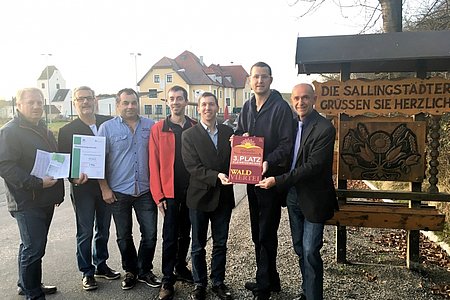 Josef Bauer, Anton Hipp, Josef Kalch, Thomas Russ, Dipl.-Ing. Christian Kornherr, Obmann Markus Rabl und Vbgm. Josef Schaden