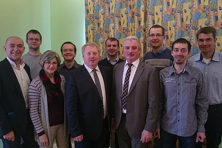 Vizebürgermeister Josef Schaden, Bernhard Kaufmann, Anita Poppinger, Georg Höllrigl, Obmann Josef Bauer, Dietmar Hipp, Bürgermeister Johann Hölzl, Markus Rabl, Thomas Russ und Alexander Scheidl