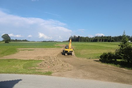 Der Weg ist fertig, der Hausbau kann nun beginnen.