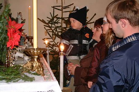 Die Weihnachtskrippe bringt auch heute noch die Kinderaugen zum leuchten