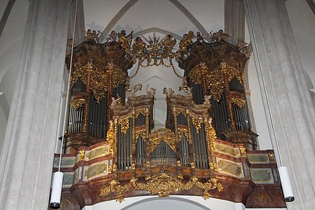 Die Hauptorgel der Stiftskirche: eine barocke Egedacher-Orgel