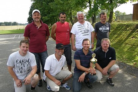 vorne : Poppinger Werner, Hipp Walter, Hipp Christian, Bauer Josefhinten: Hipp Anton, Kalch Josef, Wally Martin, Haider Klaus