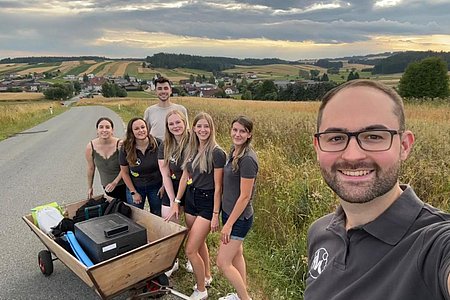 v.l.: Viktoria Grötzl, Anna Haghofer, Philipp Egly, Stefanie Schaden, Katharina Kalch, Ina Böhm, Christopher Edelmaier. Nicht am Bild: Carina Krapfenbauer, Thomas Mayer, Madeleine Zeilinger